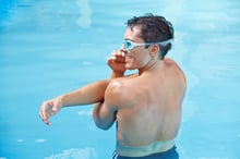 Diving safety tips and common injuries