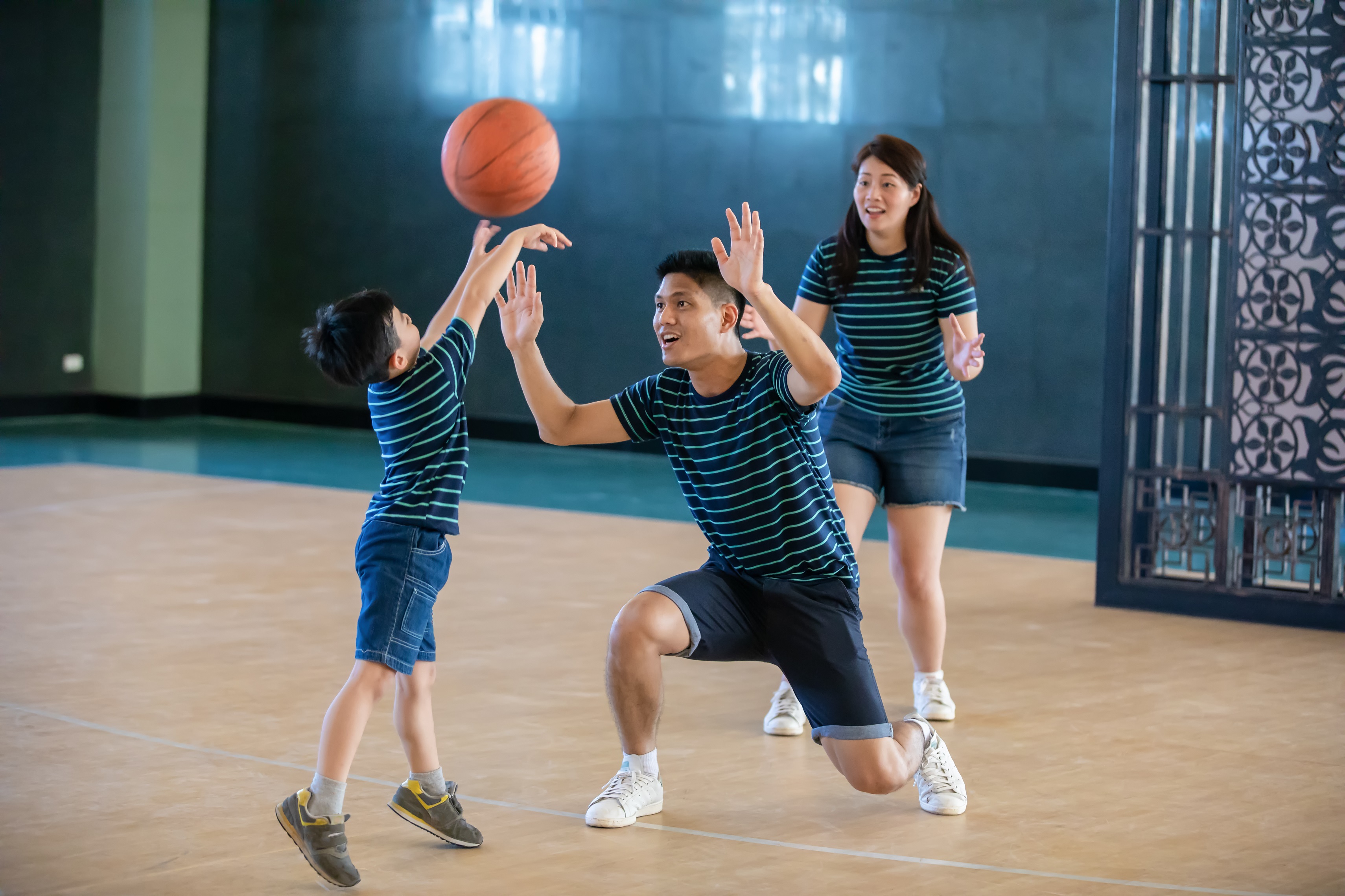 What are some ways for young athletes to develop better sleep habits?