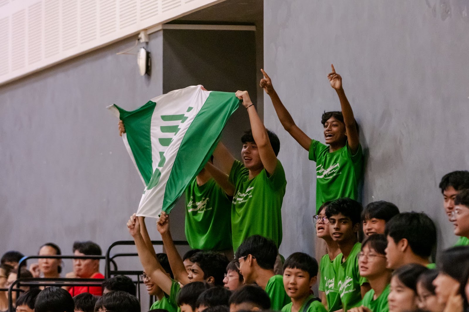 CTSS supporters raised the school’s flag high as the team won a point