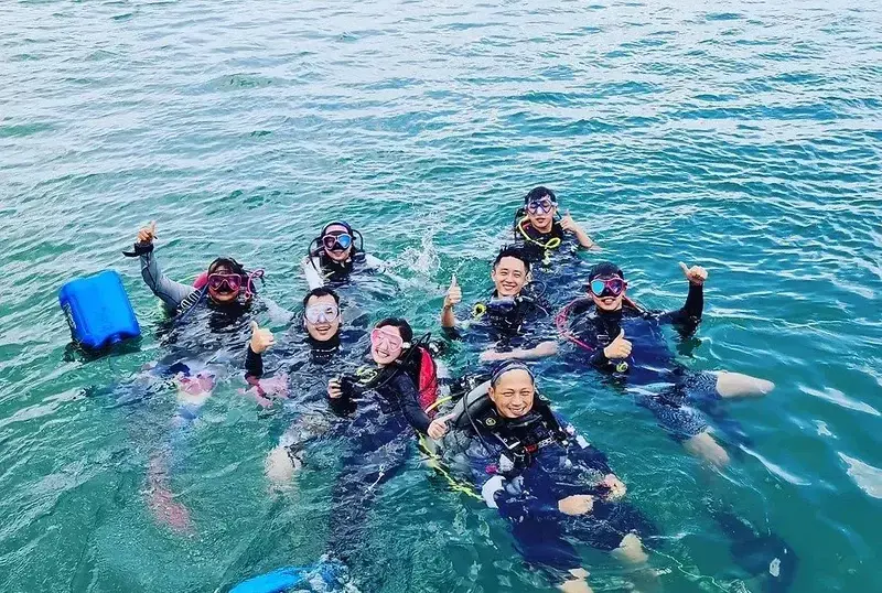 Go Scuba Diving