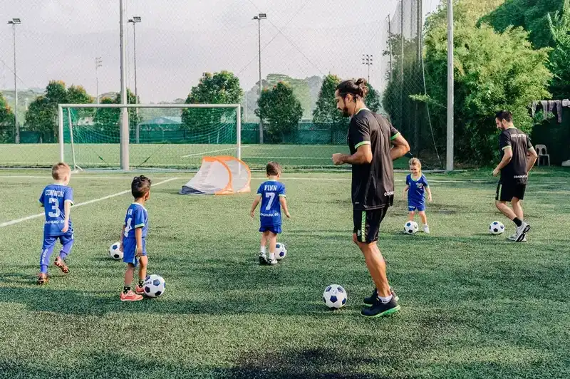 8. Coach Leo- Brazilian Football Training_7_11zon