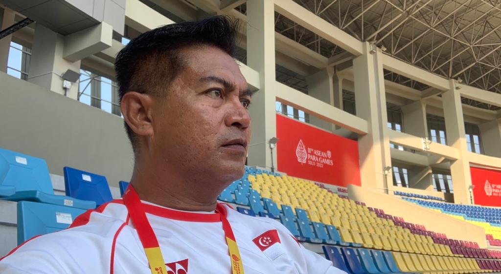 Coach Hosni 1