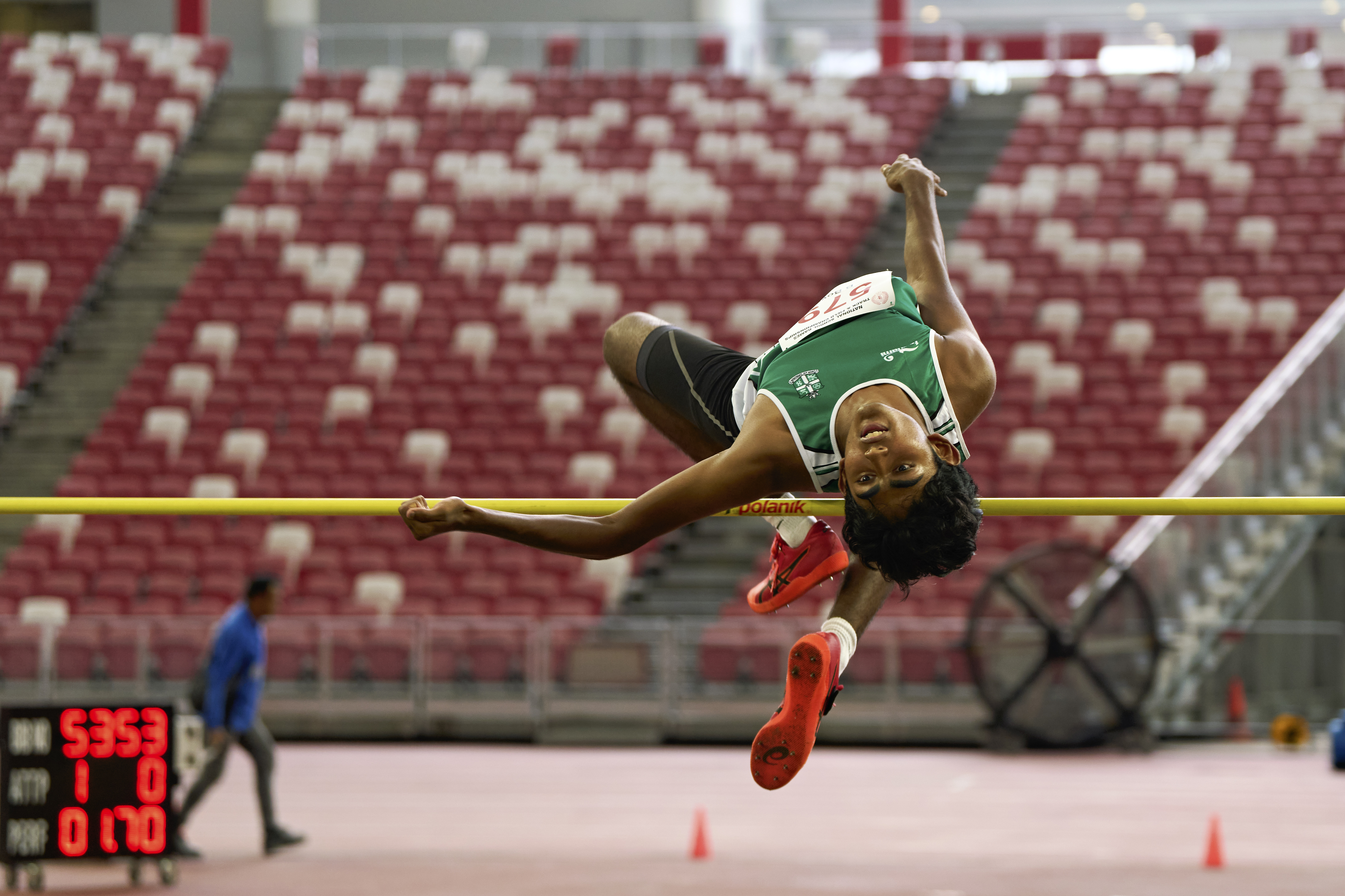 2023-04-28 NSG T&F Championships Photo by Eric Koh, Aryan Mehta (SJI Int) attempts 1.7M DSC06604